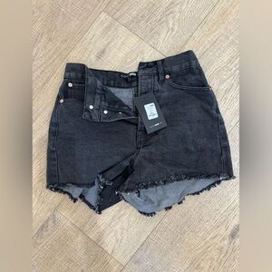 🔴Fashion Nova jeans shorts size 3